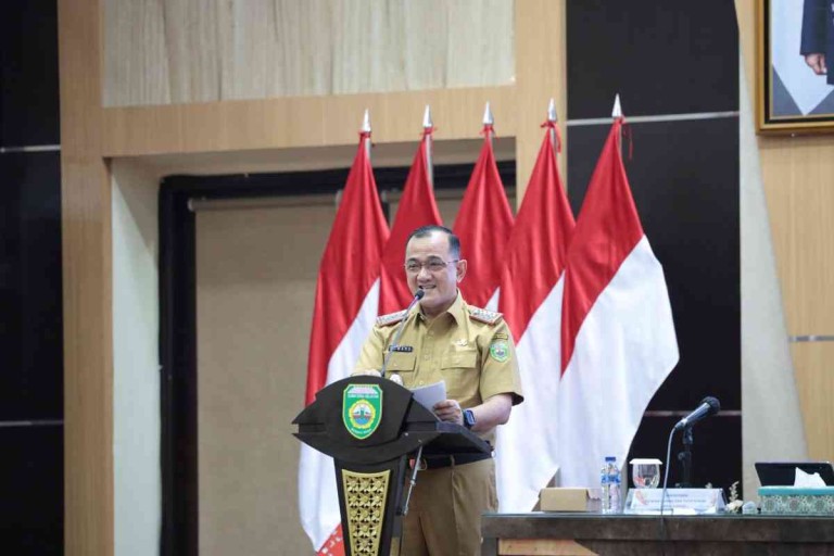 Edward Candra., M.H hadiri Rapat teknis / forum OPD Dinas Pekerjaan Umum Bina Marga dan Tata Ruang Provinsi Sumsel yang mana rapat teknis tersebut di hadiri oleh Bappeda, PUBMTR 17 Kab/Kota se Sumatera Selatan. Graha Bina Praja, Selasa (25/02/2025).