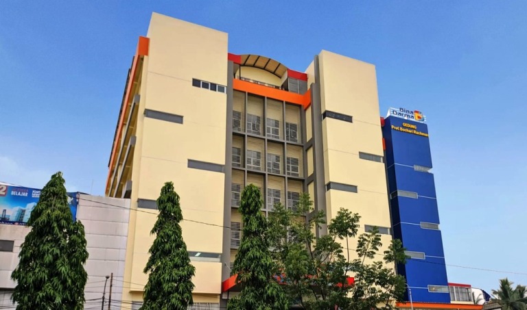 Gedung Kampus Universitas Bina Darma yang berada di Jalan Jenderal Ahmad Yani No. 3 Kecamatan Seberang Ulu I Kota Palembang.