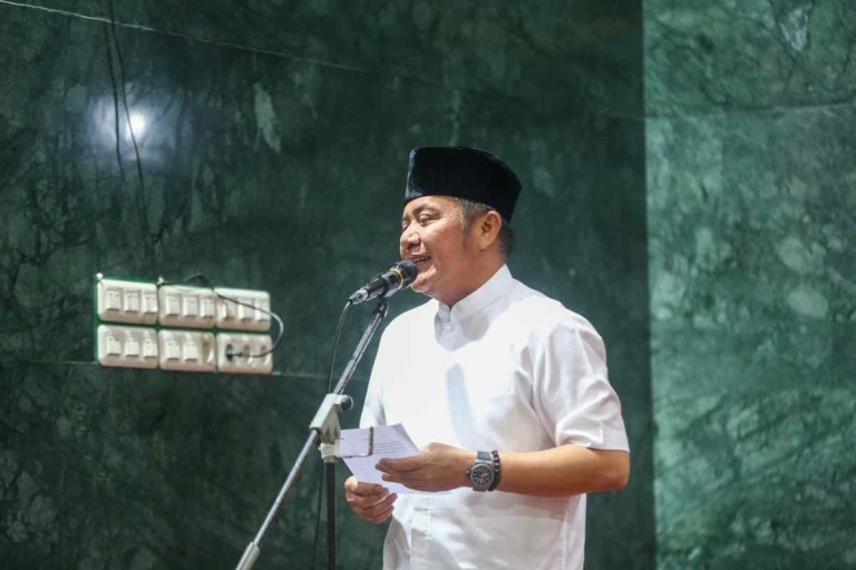 Kegiatan safari Ramadhan 1446H kali ini dilaksanakan di Masjid Al-Raiyah DPRD Sumsel. Senin malam, (3/3/2025).