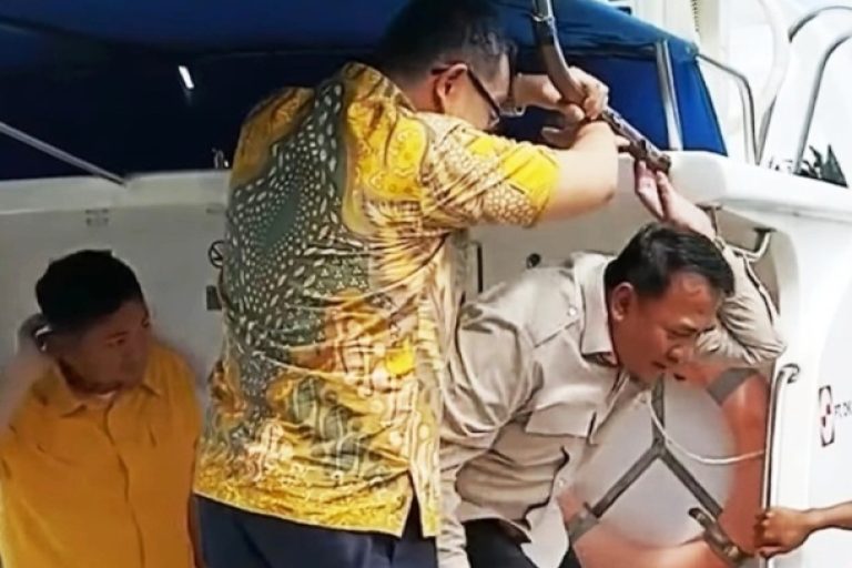 Ketua Dewan Perwakilan Rakyat Daerah (DPRD) Provinsi Sumatera Selatan, Andie Dinialdie, melakukan Kunjungan Kerja (Kunker) k e PT OKI Pulp and Paper, yang berlokasi di Kabupaten Ogan Komering Ilir, pada hari Kamis, tanggal 27 Februari 2025.