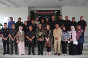 Anggota Komisi XI DPR RI dari Fraksi Partai Demokrat, H Wahyu Sanjaya, melakukan kunjungan kerja ke Kantor DPRD Kota Prabumulih, Kemarin (9/4/2025).