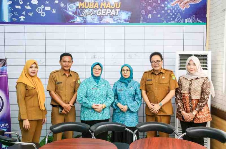 Podcast ini mengangkat kisah-kisah perjuangan dan semangat juang perempuan dalam membangun keluarga, masyarakat dan daerah, Senin (21/1/2025).