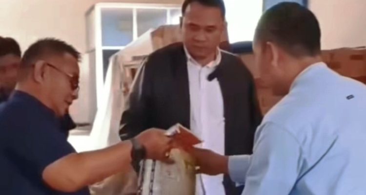 Ketua Dewan Perwakilan Rakyat Daerah (DPRD) Provinsi Sumatera Selatan (Sumsel), Andie Dinialdie, melakukan Kunjungan Kerja (kunker) ke Perum BULOG, pada hari Rabu, tanggal 05 Maret 2025.