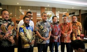Wakil Ketua Dewan Perwakilan Daerah (DPD) Republik Indonesia, Yorrys Raweyai, sekaligus Ketua Forum MPR FOR PAPUA, bertemu dengan Ketua Majelis Permusyawaratan Rakyat (MPR) Republik Indonesia, Ahmad Muzani