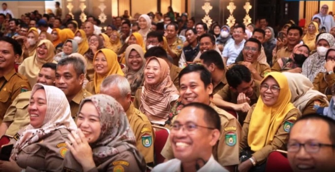 Ketua Dewan Perwakilan Rakyat Daerah (DPRD) Provinsi Sumatera Selatan (Sumsel), Andie Dinialdie, menghadiri langsung Rapat Koordinasi (Rakor) Luas Tambah Tanam dan Penyerapan Gabah, sekaligus Sosialisasi Instruksi Presiden (Inpres) Nomor 3 Tahun 2025 Tentang Pendayagunaan Penyuluh Pertanian.