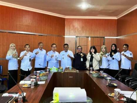 Wakil Bupati (Wabup) Kabupaten OKI, Supriyanto, membuka kegiatan seleksi Peace Maker Training di Kabupaten Ogan Komering Ilir (OKI) dimulai dari tanggal 8 sampai dengan 22 April 2025.