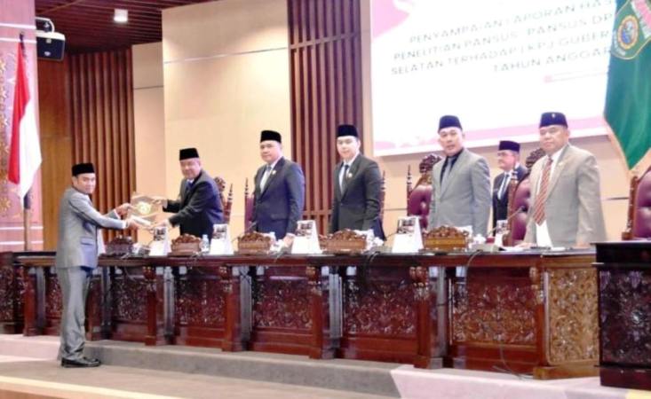 Dewan Perwakilan Rakyat Daerah (DPRD) Provinsi Sumatera Selatan (Sumsel) menggelar Sidang Paripurna XI dengan agenda penyampaian Laporan Hasil Pembahasan dan Penelitian Panitia Khusus (Pansus)-Pansus terhadap Laporan Keterangan Pertanggungjawaban (LKPJ) Gubernur Sumsel Tahun Anggaran 2024, bertempat di Ruang Sidang Paripurna DPRD Sumsel, pada hari Senin, tanggal 14 April 2025.