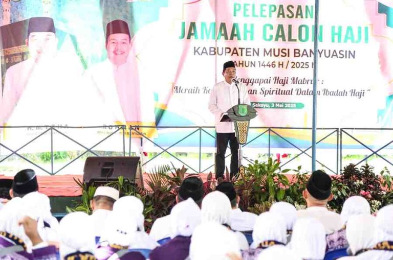Pelepasan para jamaah haji dilakukan di Hotel Gambo Residence Sekayu, Sabtu (3/5/2025).