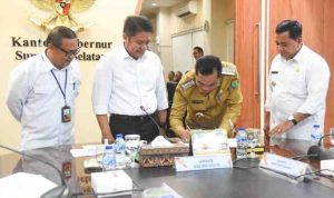 Kesepakatan bersejarah ini diresmikan melalui penandatanganan bersama antara Gubernur Sumatera Selatan, H. Herman Deru, dan Bupati Muba, H.M. Toha, pada Senin (5/5/2025), di Ruang Rapat Gubernur Sumatera Selatan.