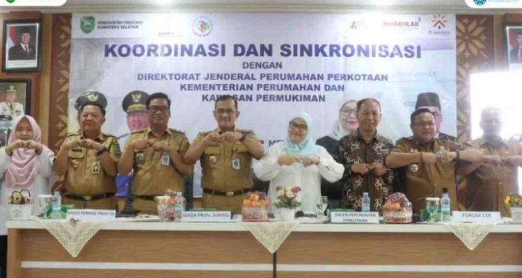 Edward Candra hadiri Koordinasi dan Sinkronisasi dengan Direktorat Jenderal Perumahan Perkotaan Kementerian Perumahan dan Kawasan Permukiman yang dilaksanakan di aula Komering Disperkim Sumsel. Senin, 5/5/2025.
