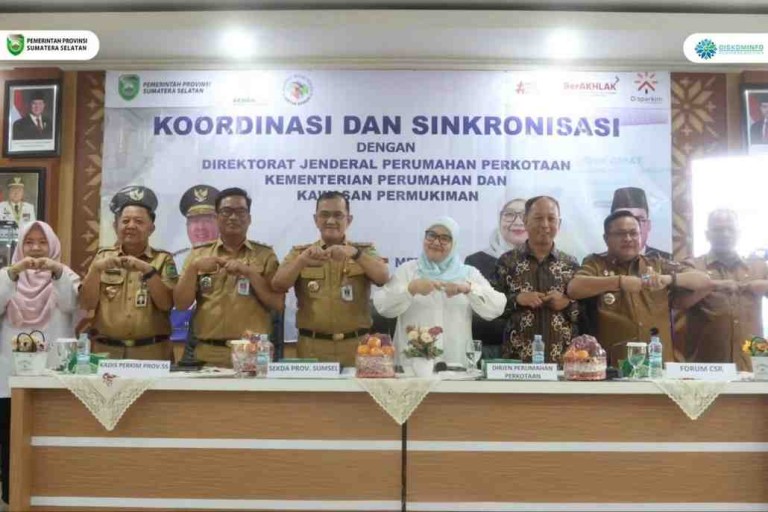 Edward Candra hadiri Koordinasi dan Sinkronisasi dengan Direktorat Jenderal Perumahan Perkotaan Kementerian Perumahan dan Kawasan Permukiman yang dilaksanakan di aula Komering Disperkim Sumsel. Senin, 5/5/2025.