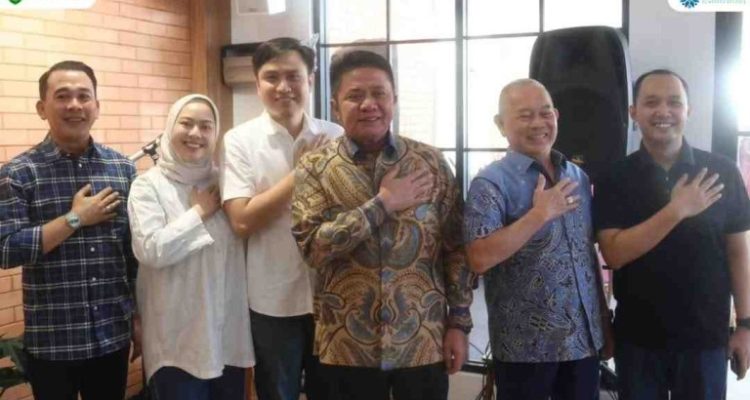 H. Herman Deru, secara langsung meresmikan acara Grand Opening cabang kedua Kedai Kopi Rumah Loer Kota Tengah yang berlokasi strategis di Jalan Kapten A. Rivai, Palembang, pada hari Sabtu (10/5/2025).