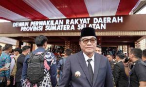 Bupati Musi Banyuasin H M Toha, secara langsung menghadiri Rapat Paripurna DPRD Provinsi Sumatera Selatan Dalam Rangka Peringatan Hari Jadi ke-79 Provinsi Sumatera Selatan, Kamis (15/5/2025) di Ruang Rapat Paripurna DPRD Provinsi. 