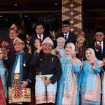 H. Herman Deru, didampingi Wakil Gubernur Sumsel Cik Ujang, menghadiri Rapat Paripurna DPRD Provinsi Sumatera Selatan dalam rangka memperingati Hari Jadi ke-79 Provinsi Sumatera Selatan, Kamis (15/5/2025).