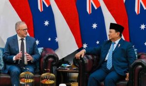 Presiden Republik Indonesia, Prabowo Subianto, menerima Perdana Menteri Australia, Anthony Albanese, dalam pertemuan bilateral yang berlangsung di Ruang Oval, Istana Merdeka, Jakarta, pada Kamis, 15 Mei 2025. Foto: BPMI Setpres/Laily Rachev