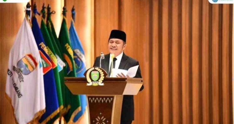 Gubernur Sumatera Selatan, H. Herman Deru (HD) didampingi Wakil Gubernur Sumatera Selatan, H. Cik Ujang (CU) menghadiri Rapat Paripurna XIII (13) DPRD Prov. Sumsel