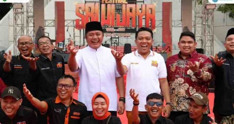 HD dalam memberikan sambutan pada sarasehan yang di selenggarakan di Monpera Palembang. Minggu, 18/05/2025.