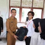 Sebanyak 64 peserta resmi mengikuti Pelatihan Kejuruan Berbasis Kompetensi yang digelar oleh Pemerintah Kabupaten Ogan Komering Ilir (OKI) melalui Dinas Tenaga Kerja dan Transmigrasi (Disnakertrans).