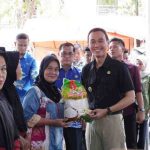 Muchendi pada gelaran Operasi Pasar Murah di Halaman Gedung Bertingkat Shopping Center Kayuagung, Kamis(22/05/25).