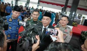 Bupati Muba, H. M. Toha, meminta Camat/ Kades/Lurah bersama masyarakat bersinergi dan berkolaborasi untuk tetap waspada dan aktif memantau informasi cuaca.