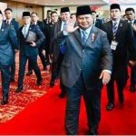 Presiden Republik Indonesia, Prabowo Subianto mengikuti sesi retreat yang berlangsung di Ruang Konferensi, Kuala Lumpur Convention Centre (KLCC), pada Senin, 26 Mei 2025. Foto: BPMI Setpres/Laily Rachev
