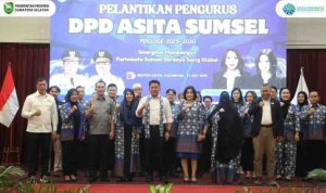Herman Deru saat menghadiri pelantikan pengurus DPD ASITA Sumsel periode 2025-2030 di Hotel Boston Palembang, Rabu (21/5/2025).