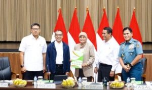 Menteri Pendidikan Tinggi, Sains, dan Teknologi (Mendiktisaintek), Brian Yuliarto pada Rapat Koordinasi Kementerian Pertanian, Kemdiktisaintek, dan Angkatan Laut, serta para peneliti terkait Pengembangan Budidaya Gandum, Bawang Putih, Kedelai, dan Jagung, Rabu (28/05).