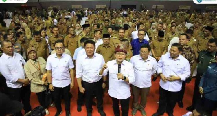 Menteri Koordinator Bidang Pangan RI Dr. (H.C) Zulkifli Hasan, S.E., M.M memberikan apresiasi tinggi kepada Provinsi Sumatera Selatan atas capaian luar biasa dalam pelaksanaan Musyawarah Desa (Musdes) dan pembentukan koperasi desa.