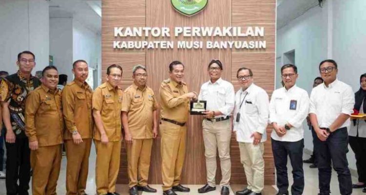 H. M. Toha dan Wakil Bupati Rohman, akan menjalin kerjasama dengan Kementerian Energi dan Sumber Daya Mineral (ESDM) serta Repsol Sakakemang B.V. Kerjasama ini akan dituangkan dalam nota kesepahaman (MoA) Tripartit yang direncanakan akan ditandatangani dalam waktu dekat.