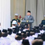Presiden Prabowo Subianto memimpin Upacara Peringatan Hari Lahir Pancasila tahun 2025 yang digelar secara khidmat di Gedung Pancasila, Kementerian Luar Negeri, Jakarta, pada Senin, 2 Juni 2025. Foto: BPMI Setpres/Laily Rachev