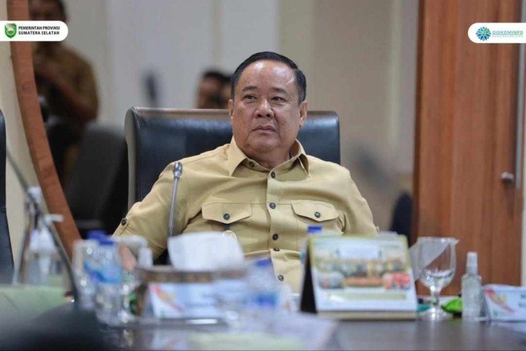 Wagub Cik Ujang mengikuti rakor dari Kantor Gubernur Sumatera Selatan, Palembang, Selasa (03/06/2025).
