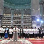 Presiden Prabowo Subianto menunaikan salat iduladha 1446 Hijriah di Masjid Istiqlal, Jakarta, pada Jumat, 6 Juni 2025 Foto: BPMI Setpres/Kris