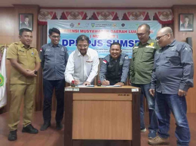 Dewan Pengurus Daerah (DPD) Himpunan Pengembang Pemukiman dan Perumahan Rakyat (HIMPERRA) Sumatera Selatan (Sumsel) bersama organisasi media siber, DPD Pro Jurnalismedia Siber (PJS) Sumsel, secara resmi menandatangani nota kesepahaman (MoU) pada Senin, 16 Juni 2025.
