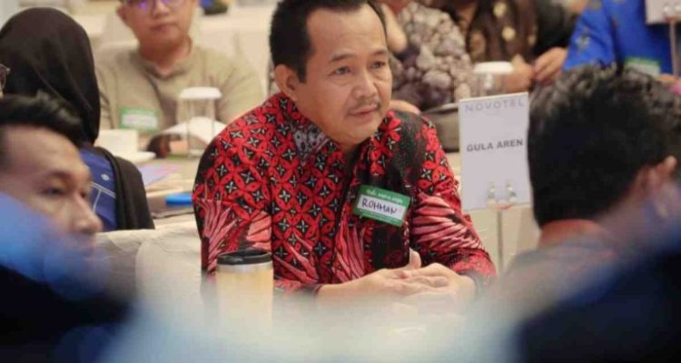 H. Rohman menegaskan komitmen daerahnya menuju pembangunan berkelanjutan dalam pertemuan tahunan Tim Perumus Lingkar Temu Kabupaten Lestari (LTKL) 2025, yang berlangsung di Novotel Bogor Golf Resort and Convention Center, Selasa (17/6/2025).