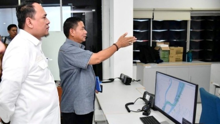 Ketua Dewan Perwakilan Rakyat Daerah (DPRD) Provinsi Sumatera Selatan (Sumsel), Andie Dinialdie, melakukan kunjungan kerja ke kantor PT Pelindo, pada hari Kamis, tanggal 22 Mei 2025.
