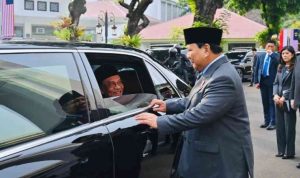 Presiden Republik Indonesia, Prabowo Subianto mengantarkan kepulangan Perdana Menteri Malaysia, Anwar Ibrahim dari Istana Merdeka, Jakarta, pada Jumat, 27 Juni 2025. Foto: BPMI Setpres/Laily Rachev