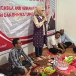 Hj. Eva Susanti, menggelar sosialisasi Empat Pilar MPR RI di Kota Palembang. Agenda edukasi ideologi kebangsaan ini menyasar kelompok strategis di tingkat akar rumput. (MUSINEWS.ID/TRI)