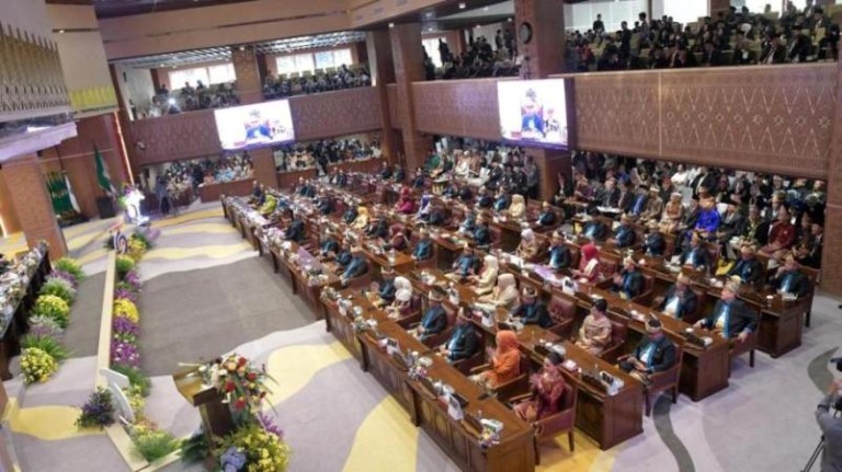 Dewan Perwakilan Rakyat Daerah (DPRD) Provinsi Sumatera Selatan (Sumsel) menggelar sidang paripurna istimewa dalam rangka memperingati Hari Jadi ke-79 Provinsi Sumsel, bertempat di Ruang Rapat Paripurna DPRD Provinsi Sumsel Jalan Kapten A. Rivai No.1, Lorok Pakjo, Kecamatan Ilir Barat I, Kota Palembang, pada hari Kamis, tanggal 15 Mei 2025