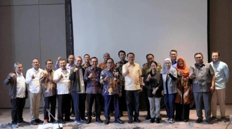Dewan Perwakilan Rakyat Daerah (DPRD) Provinsi Sumatera Selatan (Sumsel) menerima kunjungan kerja Panitia Kerja (Panja) Mineral dan Batubara (Minerba) Komisi XII Dewan Perwakilan Rakyat (DPR) Republik Indonesia pada hari Jum’at, tanggal 9 Mei 2025.