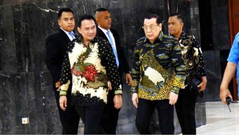 Ketua didampingi anggota Dewan Perwakilan Rakyat Daerah (DPRD) Provinsi Sumatera Selatan (Sumsel) menghadiri kegiatan Dialog Sarasehan dengan tema Memperkokoh Ideologi Pancasila, Tantangan Geopolitik Dunia, dan Peluang Menuju Indonesia Raya, di Gedung DPR/MPR Republik Indonesia, Jakarta, pada hari Rabu, tanggal 21 Mei 2025.