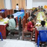 Program Sekolah Rakyat, sebuah gagasan dari Presiden Prabowo Subianto untuk memutus rantai kemiskinan melalui pendidikan, mulai berjalan pada tahun ajaran 2025/2026, diawali dengan Masa Pengenalan Lingkungan Sekolah Program pada Senin, 14 Juli 2025