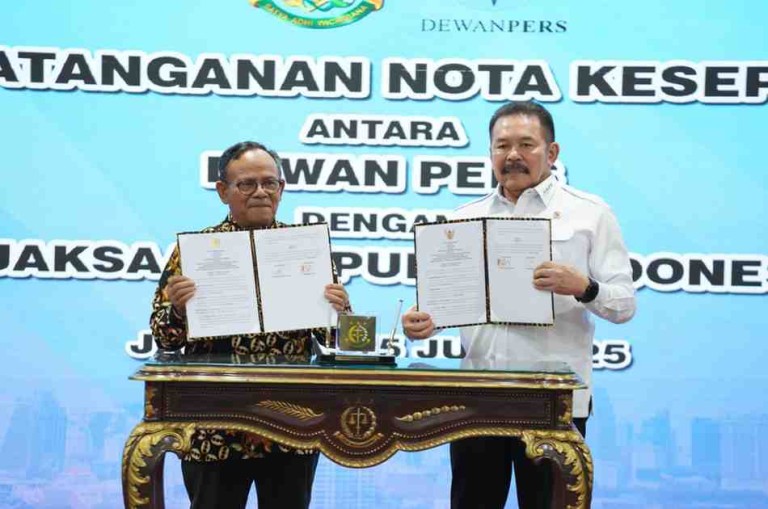 Kejaksaan Republik Indonesia dan Dewan Pers melaksanakan menandatangani Nota Kesepahaman (MoU) pada Selasa 15 Juli 2025