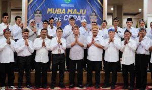 H M Toha menerima audiensi dari Pengurus Paguyuban Pasundan Bersatu di Guest House Griya Bumi Serasan Sekate pada Kamis (24/7/2025).