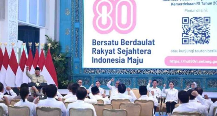 Presiden Republik Indonesia, Prabowo Subianto secara resmi meluncurkan logo dan tema Hari Ulang Tahun (HUT) ke-80 Kemerdekaan Republik Indonesia yang digelar di Istana Negara, Jakarta, pada Rabu, 23 Juli 2025. Foto: BPMI Setpres/Kris