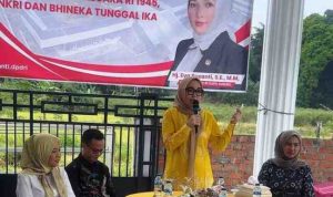 Hj. Eva Susanti, melaksanakan kegiatan Sosialisasi Empat Pilar MPR RI di Desa Muara Siban, Kecamatan Pulau Pinang, Kabupaten Lahat, Senin (28/7/2025).