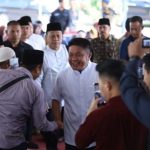 Gubernur Sumatera Selatan (Sumsel), Herman Deru. menghadiri kegiatan penyaluran santunan kepada anak-anak yatim piatu dalam rangka memperingati 10 Muharam 1447 Hijriah di Desa Talang Buluh, Kecamatan Talang Kelapa, Kabupaten Banyuasin, pada hari Minggu, tanggal 06 Juli 2025.