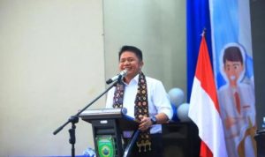 Gubernur Provinsi Sumatera Selatan, Herman Deru, menghadiri acara Masa Pengenalan Lingkungan Sekolah secara serentak bagi seluruh pelajar SMA dan SMK, di SMK Negeri 6 Palembang, hari Selasa, tanggal 15 Juli 2025. (BEKISARMEDIA.ID/SIKUMBANG) Gubernur Provinsi Sumatera Selatan, Herman Deru, menghadiri acara Masa Pengenalan Lingkungan Sekolah secara serentak bagi seluruh pelajar SMA dan SMK, di SMK Negeri 6 Palembang, hari Selasa, tanggal 15 Juli 2025.