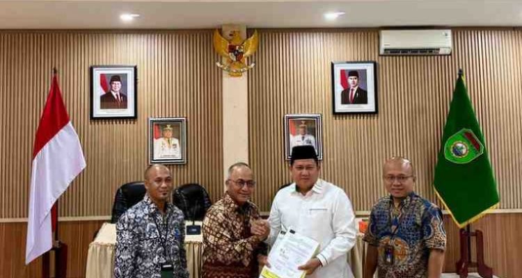 Dr. Apriyadi MSi, mewakili Bupati Muba HM Toha SH, di Kantor Dinas Kehutanan Provinsi Sumsel, Jumat (4/7/2025).
