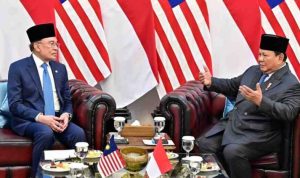 Presiden Republik Indonesia, Prabowo Subianto menggelar pertemuan tête-à-tête Perdana Menteri (PM) Malaysia, Dato’ Seri Anwar Ibrahim, di Istana Merdeka, Jakarta, pada Selasa, 29 Juli 2025. Foto: BPMI Setpres/Muchlis Jr