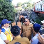 Wakil Gubernur (Wagub) Sumatera Selatan (Sumsel), H. Cik Ujang, bergerak cepat menyikapi ambruknya Jembatan Muara Lawai B yang menghubungkan Kabupaten Lahat dan Muara Enim.